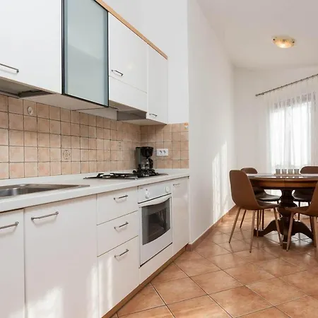 Saladinka Apartment